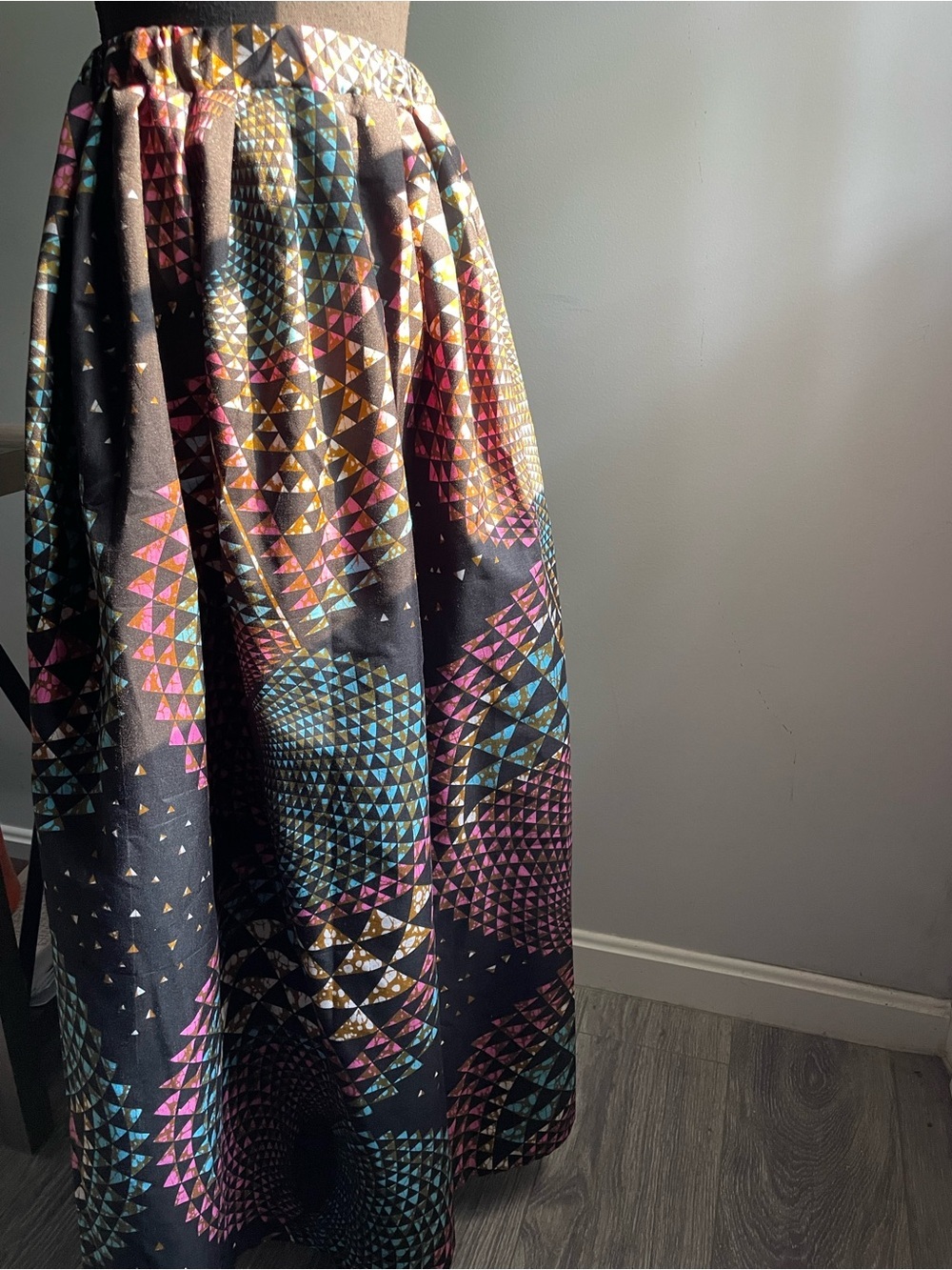 Black Geometric Print Maxi Skirt - Multicolor